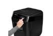 Immagine di Distruggidocumenti uso moderato FELLOWES AutoMax™ 200C - P-4 - 32 L - taglio a frammenti 4x38 mm - n