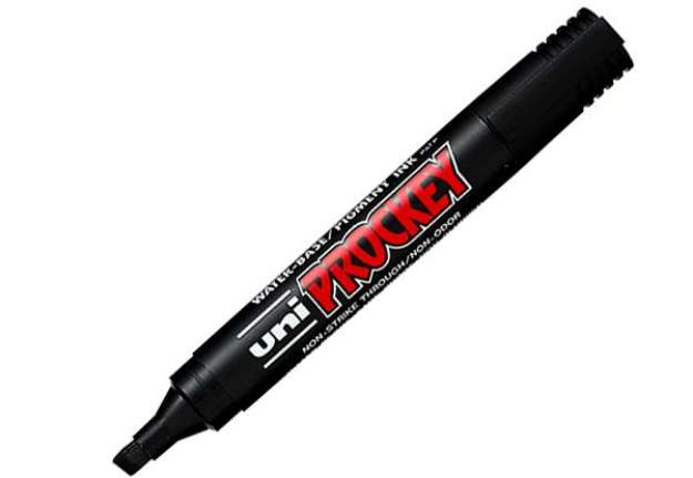 Immagine di Marcatore Uni Prockey M126 - punta a scalpello 1,00-5,70mm - nero - Uni Mitsubishi