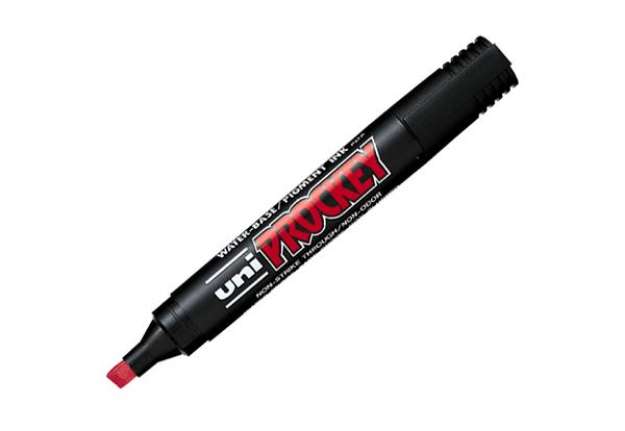 Immagine di Marcatore Uni Prockey M126 - punta a scalpello da 1,00-5,70mm - rosso - Uni Mitsubishi