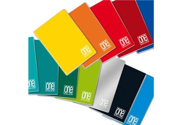 Immagine di Quaderno One Color - A5 - punto metallico - 1 rigo - 20+1 fogli - 80 gr - Blasetti