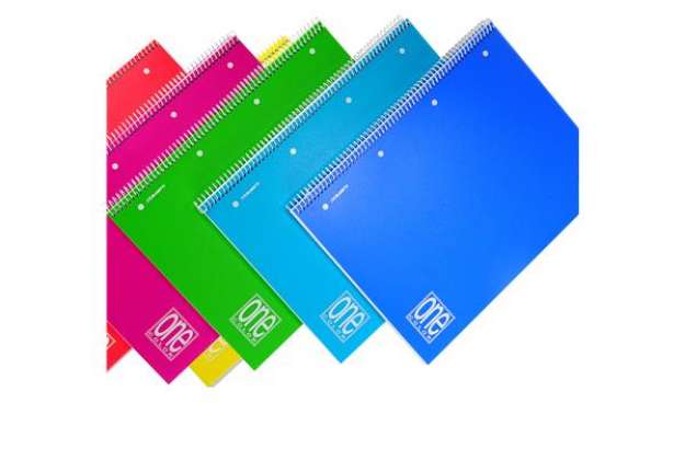 Immagine di Quaderno One Color - A5+ - forato - quadretto 5 mm - 80 fogli - 80 gr - spiralato - copertina PPL -