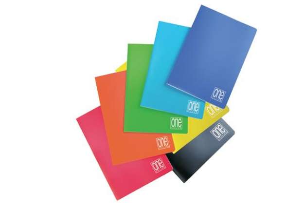 Immagine di Maxiquaderno One Color - A4 - punto metallico - quadretto 4 mm - 20 fogli - 80 gr - copertina PPL -
