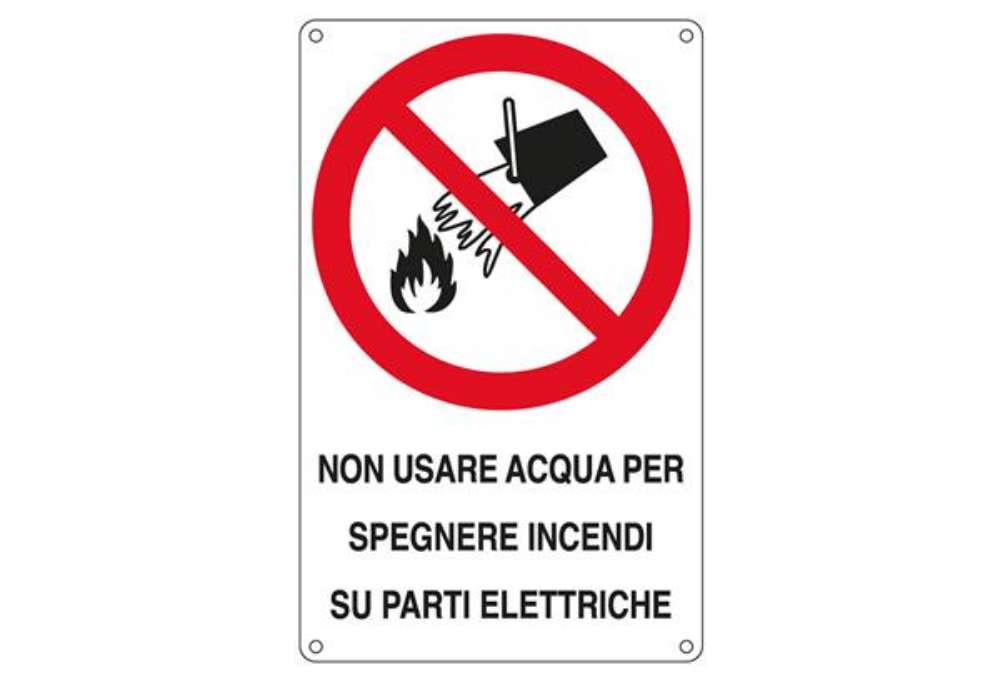 Immagine di Cartello segnalatore - 16,6x26,2 cm - NON USARE ACQUA PER SPEGNERE INCENDI SU PARTI ELETTRICHE - all