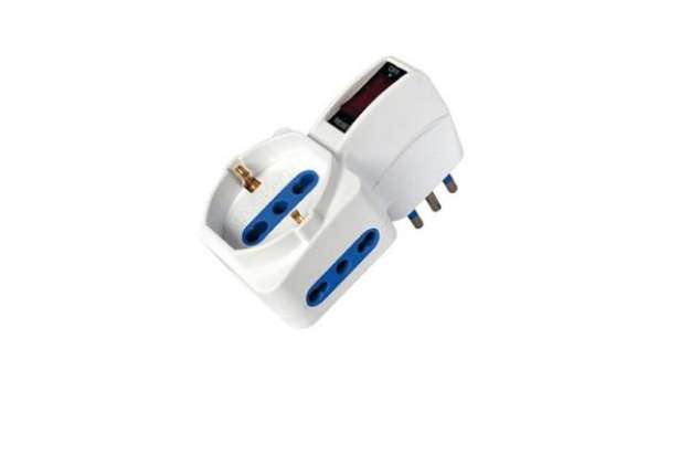 Immagine di Adattatore con spina 10A verticale - 2 prese bipasso 10/16A + 1 presa Schuko - MKC