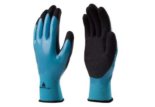 Immagine di Guanti Wet&dry VV636BL - poliammide - palmo in nitrile - taglia 08 - blu/nero - Deltaplus