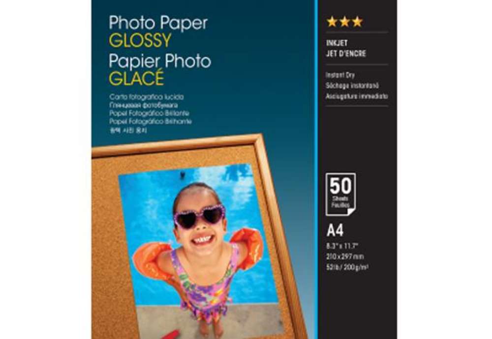 Immagine di Epson - Photo Paper Glossy - A4 - 50 Fogli - C13S042539