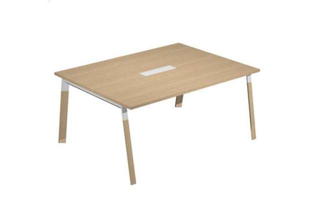 Immagine di Tavolo riunione Woody - 160 x 120 x 72,5 cm - piano rovere