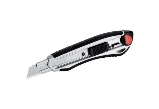 Immagine di Cutter Westcott Aluminum Alloy larghezza lama 18 mm argento / nero E-84025 00