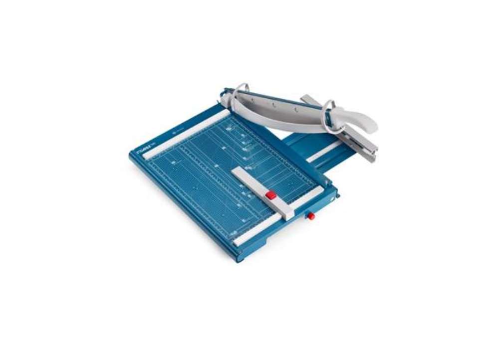 Immagine di Taglierina a leva Dahle con pressino automatico blu luce 390-4 mm R000565