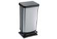 Immagine di Cestino gettacarte Rotho PASO Metal rettangolare a pedale silver - 40 L - F600060