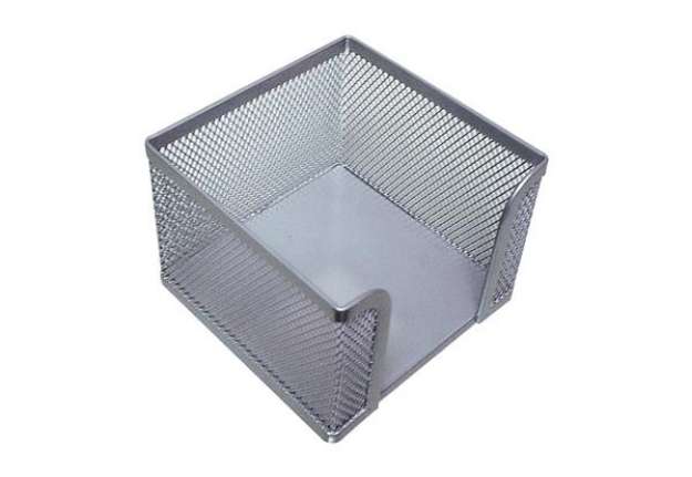 Immagine di Portamemo in metallo Q-Connect 9,5x8x9,5 cm argento KF00881