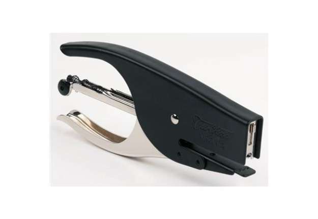 Immagine di EC - Cucitrice manuale a pinza Turikan VIRGINIA passo 6 mm nero punto chiuso 0106N