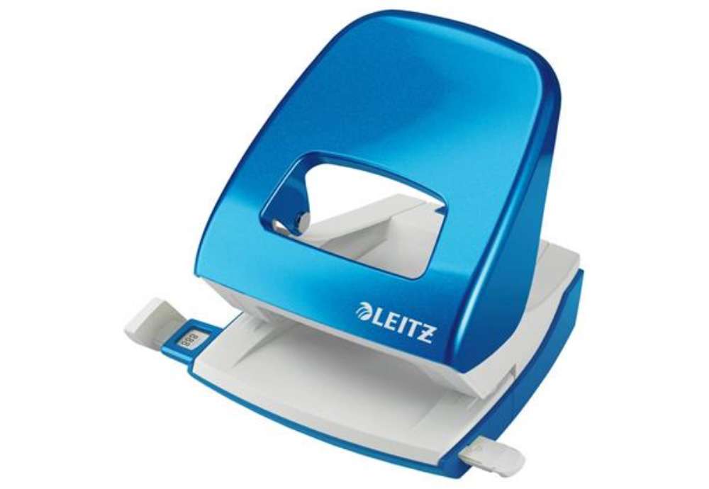 Immagine di Perforatore Leitz NeXXt Series 5008 2 fori max 30 fogli in metallo blu 50081236